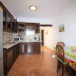 Hébergement de vacances Micaelas House En El Pueblo Marinero